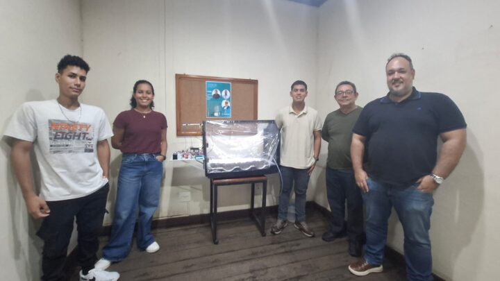 Estudantes de Engenharia apresentam estufa automatizada desenvolvida com apoio do SENGE-PA.